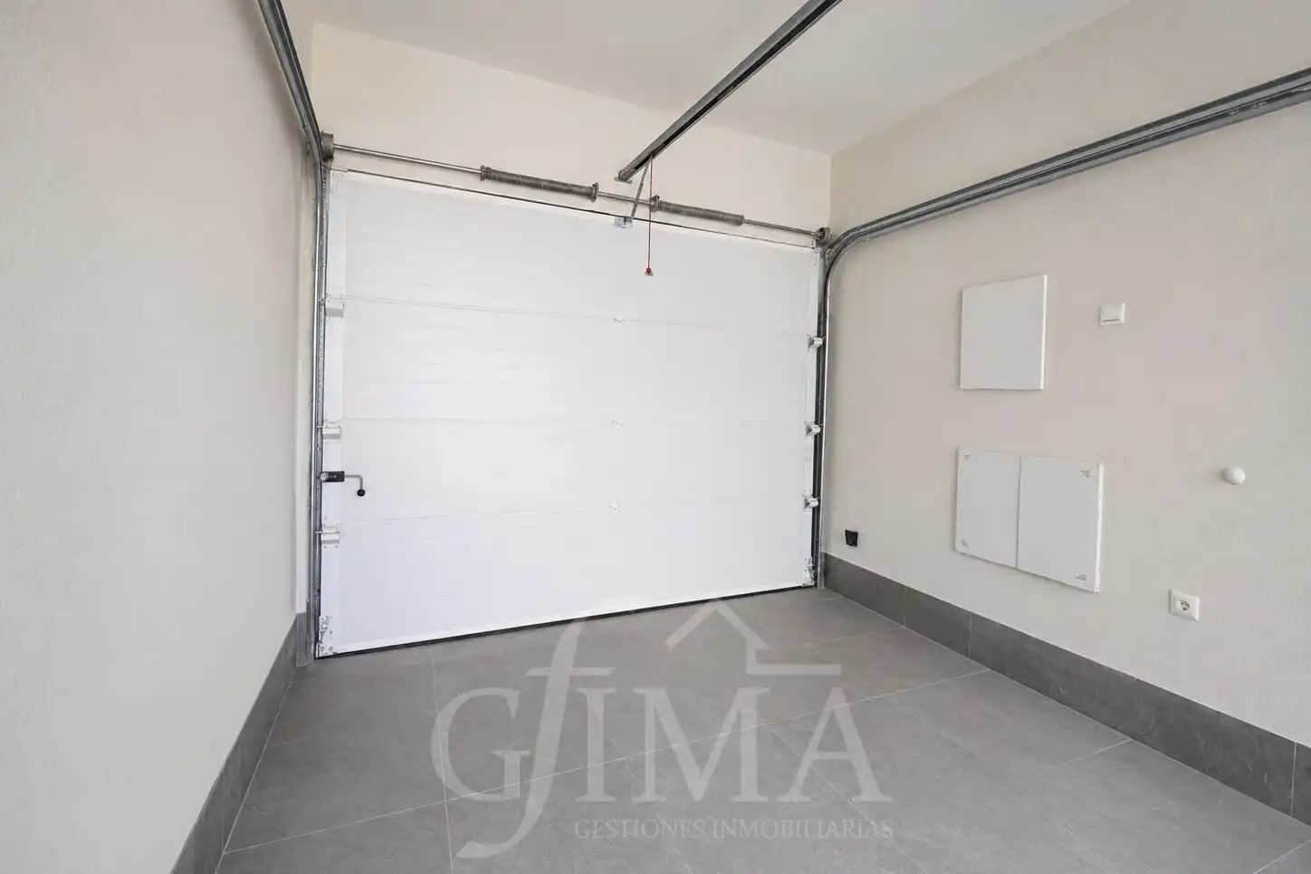 Parking de Casa o chalet en venta en Tomelloso con Calefacción y Piscina
