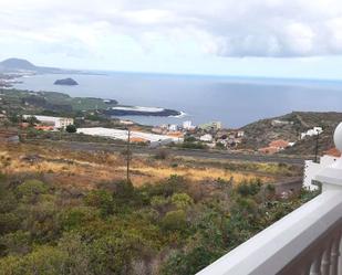 Vista exterior de Casa o xalet de lloguer en Icod de los Vinos amb Terrassa i Moblat