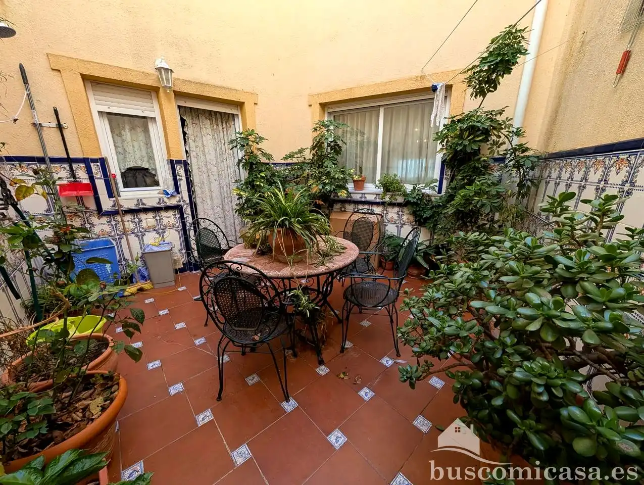 Terrassa de Casa o xalet en venda en Linares amb Aire condicionat, Calefacció i Jardí privat
