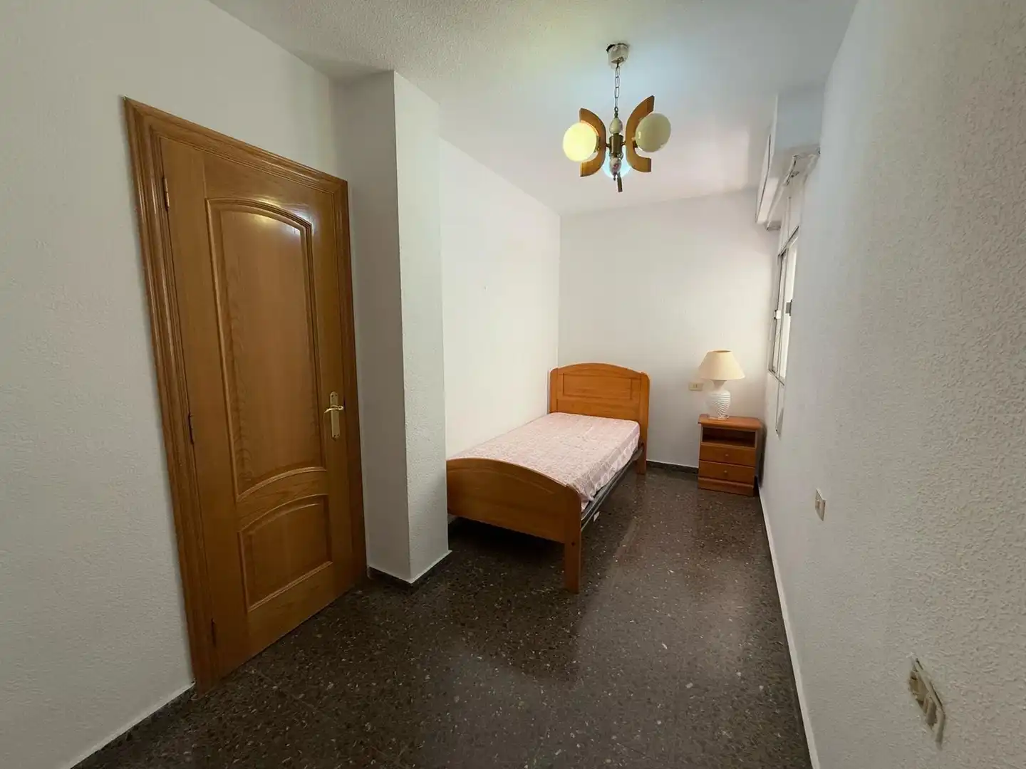 Bedroom of Flat for rent in Burjassot  with Furnished and Balcony