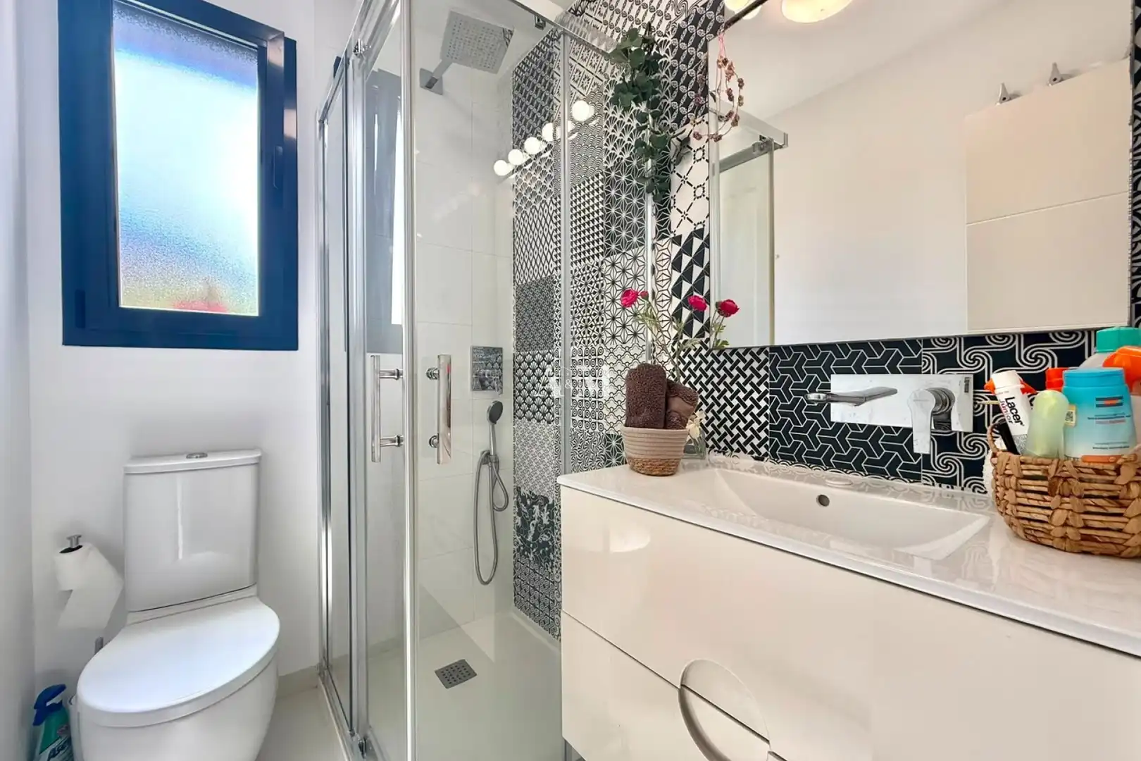 Bathroom of Flat for rent in Pilar de la Horadada  with Heating, Private garden and Terrace