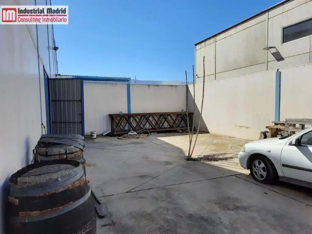 Nau industrial en venda a Loeches, imagen 13