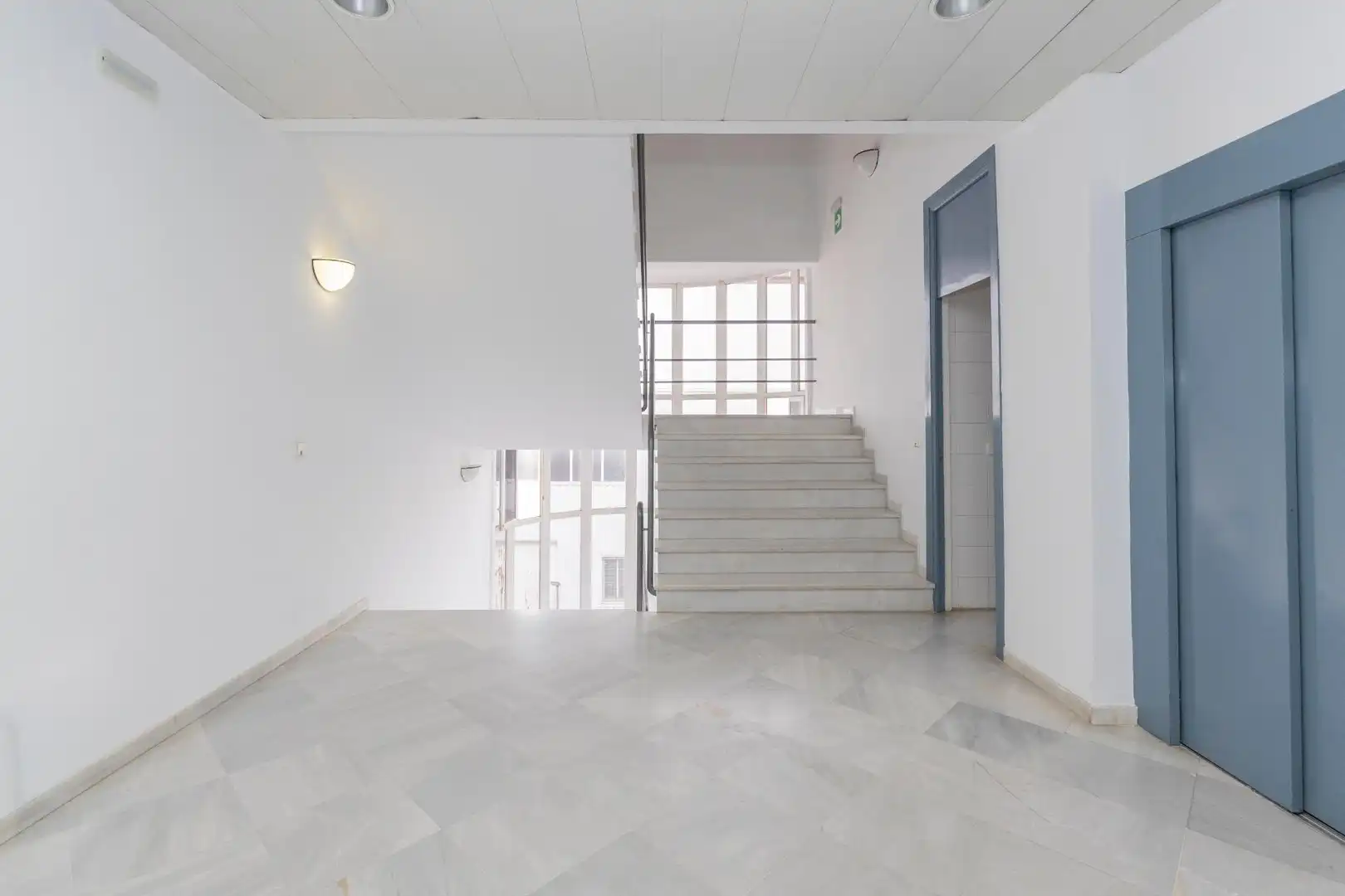 Local en venta en Mairena del Aljarafe con Aire acondicionado