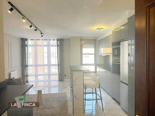 Piso en Alquiler en LUIS SUAREZ XIMIELGA en Viella - Granda - Meres