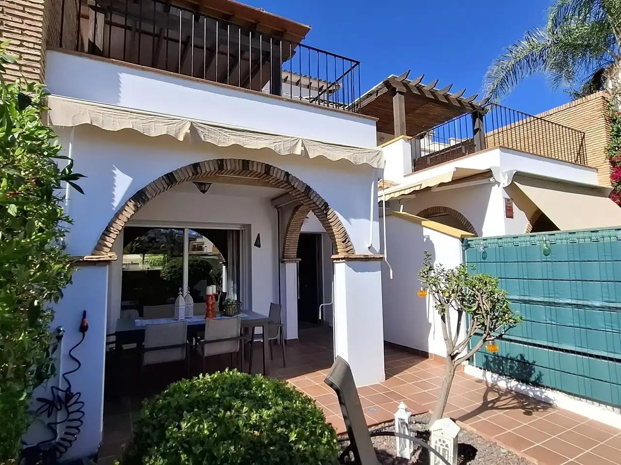 Reihenhaus mit Pool zum Verkauf in Lomas del Mar
