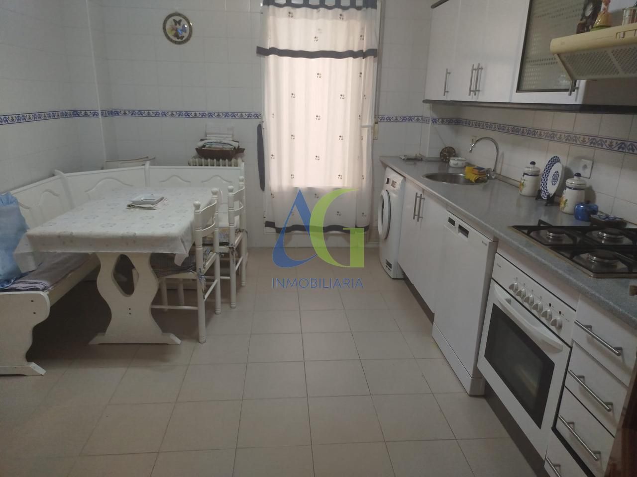 Kitchen of Flat for sale in Villaquilambre  with Heating, Parquet flooring and Terrace