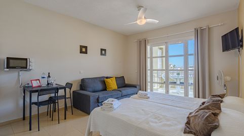 Foto 4 von Wohnung zum Verkauf in Calle Antonio Navarro, 19, Torviscas Bajo, Adeje