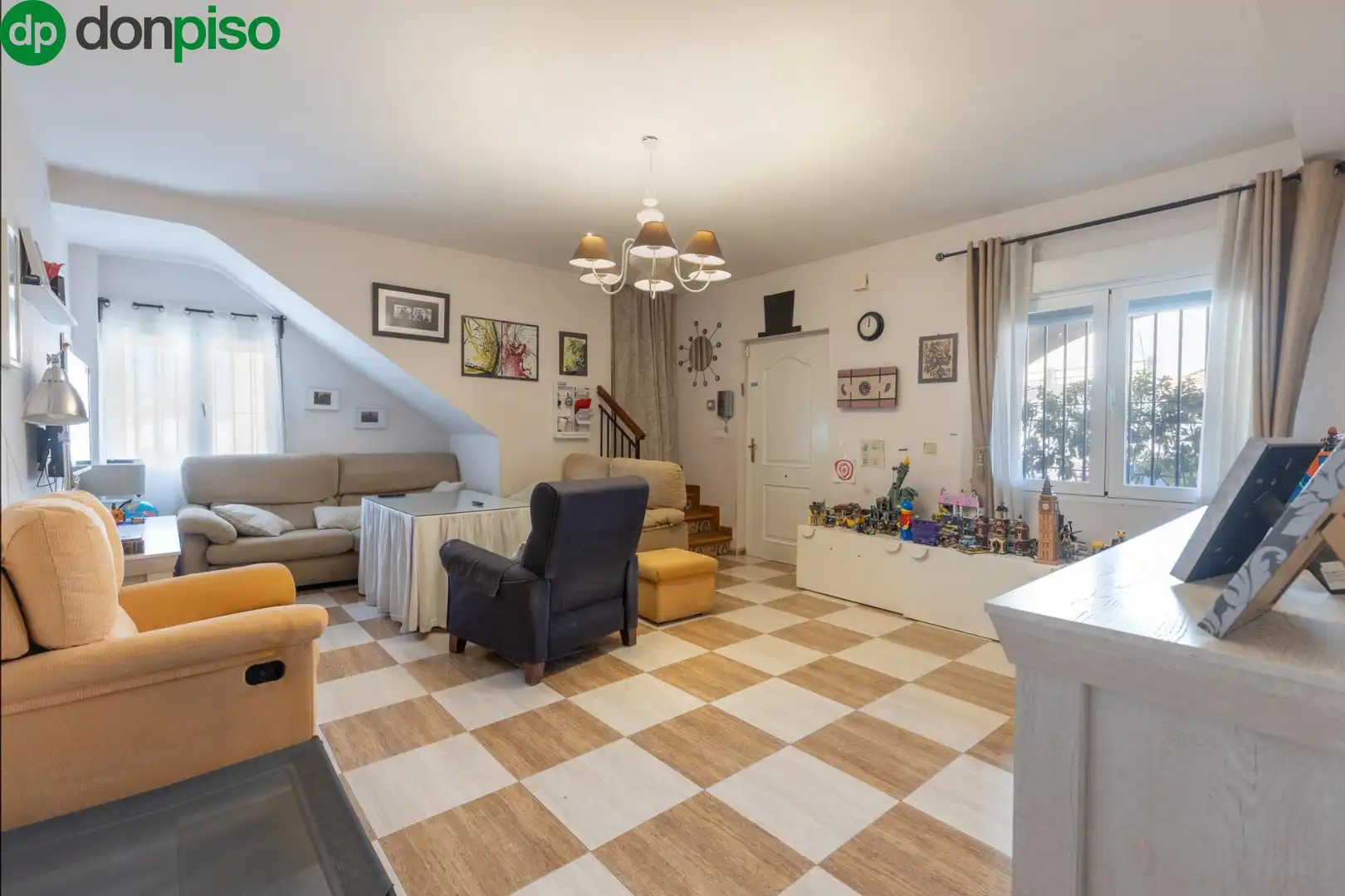Living room of Houses for sale in Armilla  with Air Conditioner and Terrace