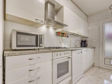 Appartement compact avec ascenseur à vendre à Doctor Ferran
