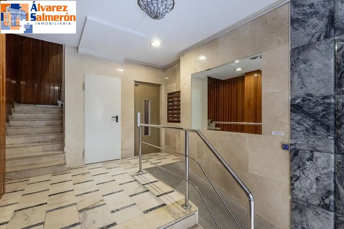 Flat for sale in Granada  with Terrace and Balcony