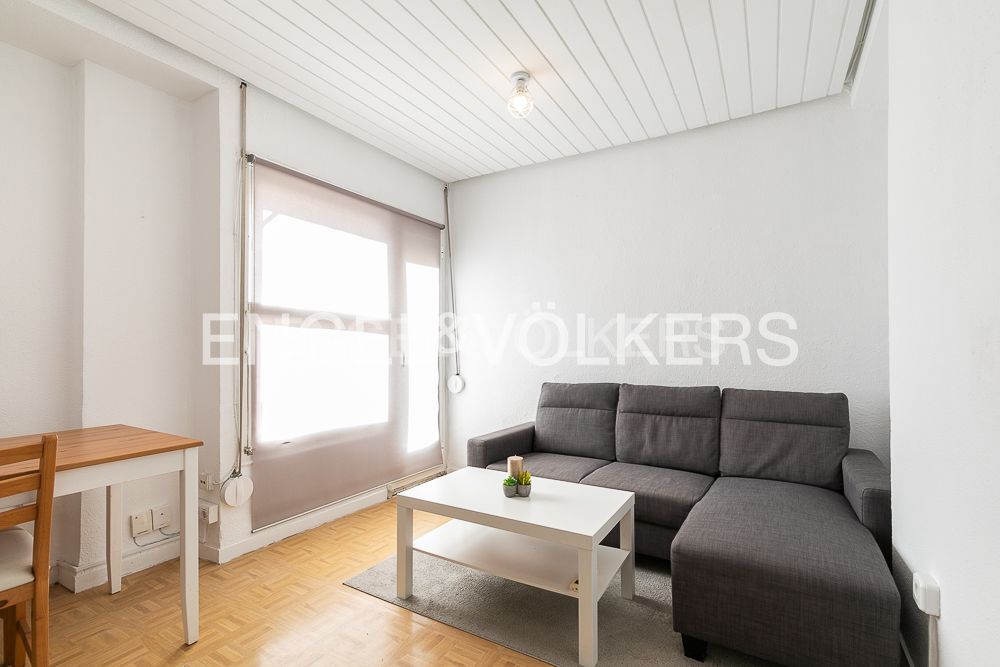 Living room of Flat to rent in  Valencia Capital  with Air Conditioner, Heating and Terrace