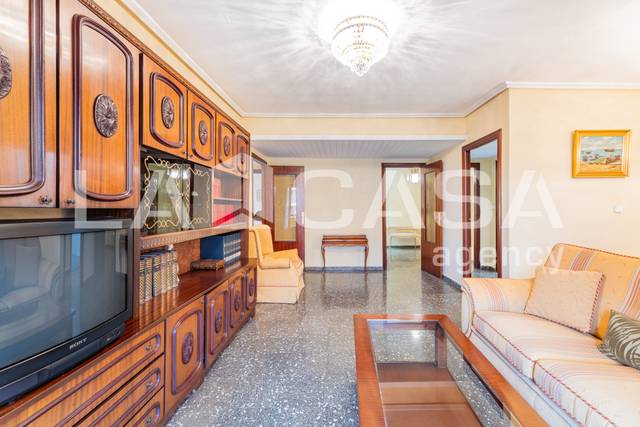 Piso en Venta en Els Orriols