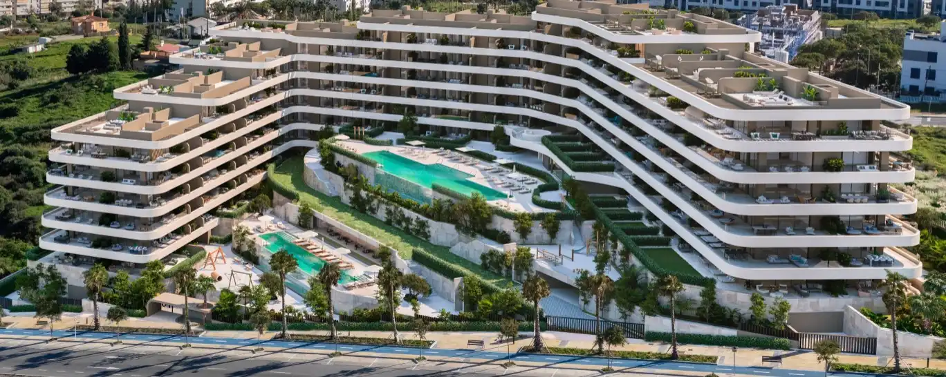 Vista exterior de Pis en venda en Estepona amb Aire condicionat, Calefacció i Terrassa