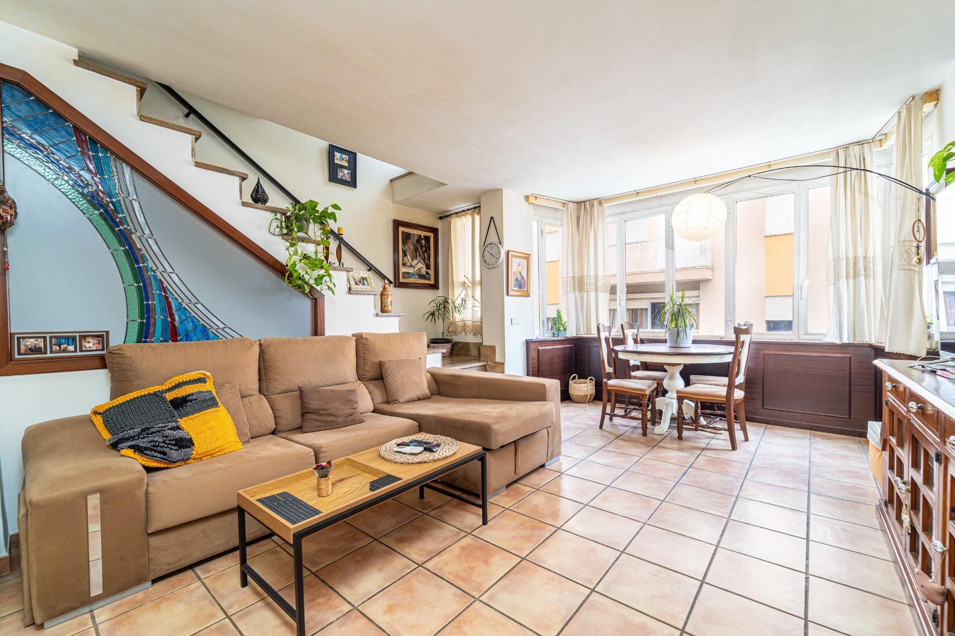Sala d'estar de Dúplex en venda en Manacor amb Aire condicionat, Terrassa i Traster