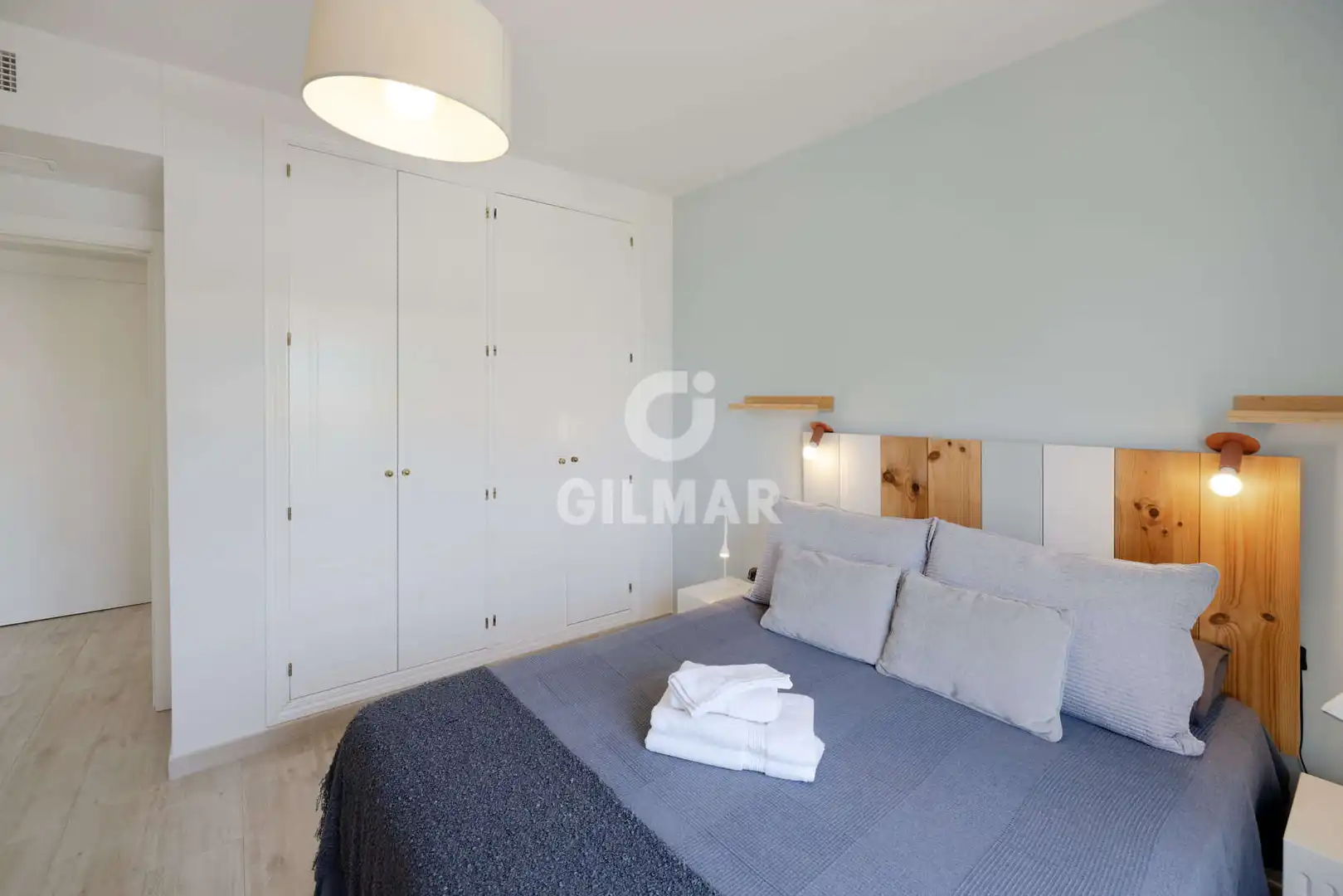 Dormitori de Apartament en venda en Estepona amb Calefacció, Jardí privat i Piscina