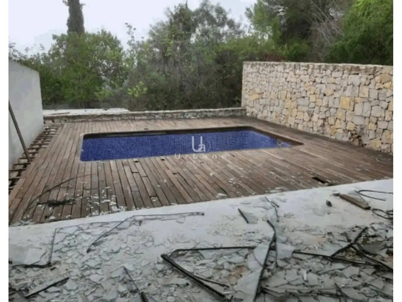 Swimming pool of Buildings for sale in Vilamarxant