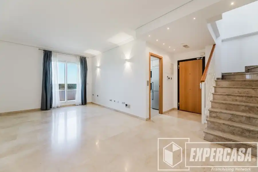 Attique avec ascenseur à vendre à Massanassa