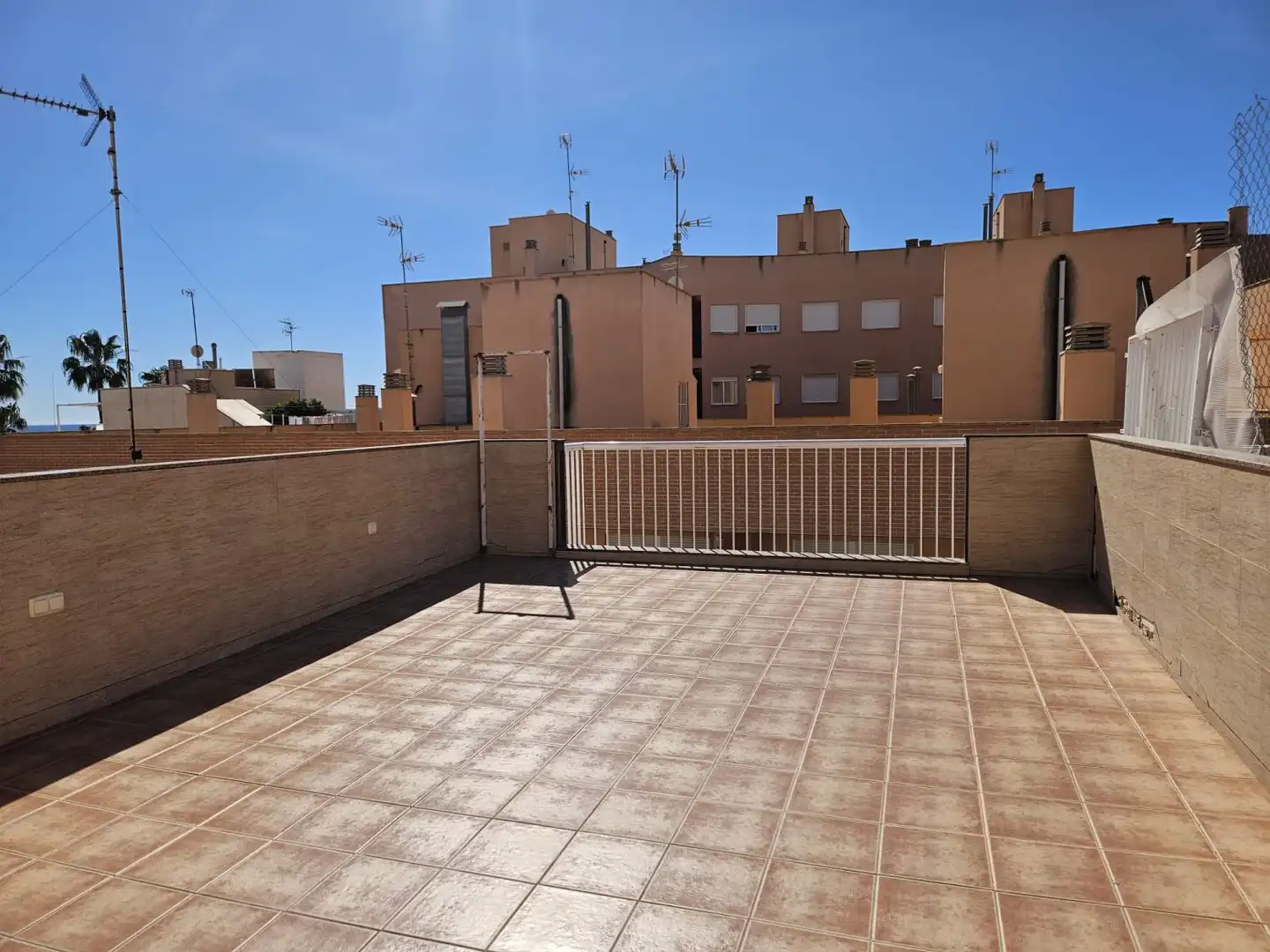 Terrasse von Dachboden zur Miete in Casco Antiguo