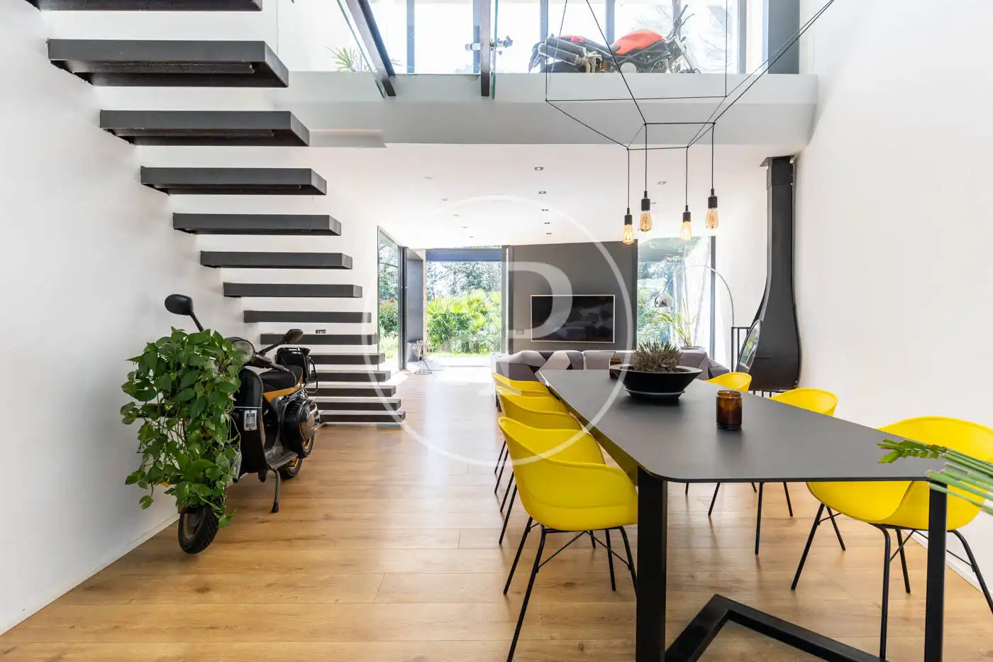 Casa con terrazza in vendita a Carrer del Turó de la Carlina