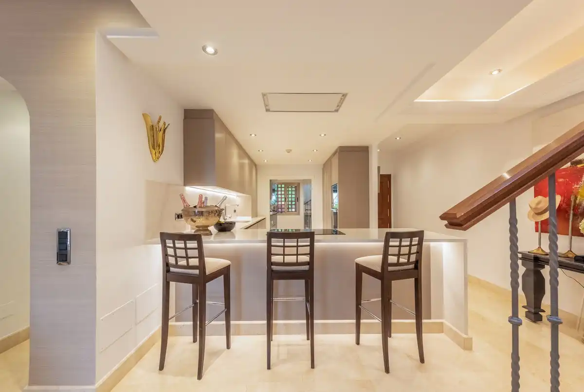 Penthouse with pool for sale in Selwo, imagen 29