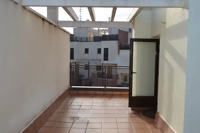 Terrace of Detached homes for rent in Ontígola  with Air Conditioner, Oven and Washing machine