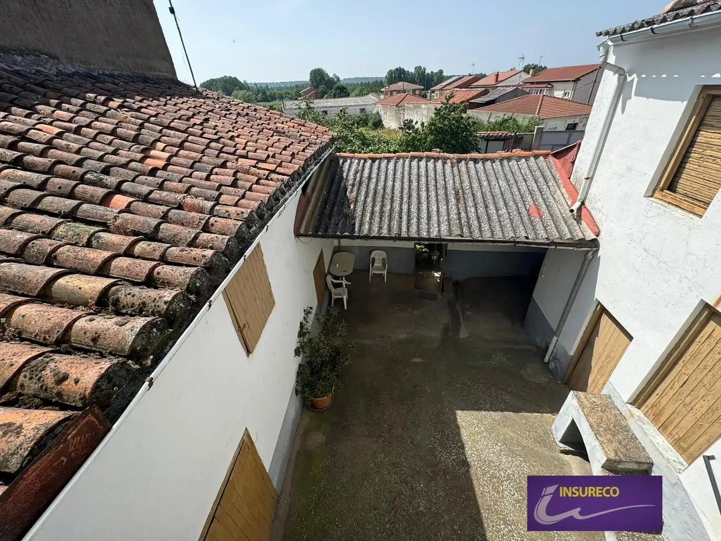 Vista exterior de Casa o xalet en venda en Santa Marina del Rey amb Calefacció, Terrassa i Traster