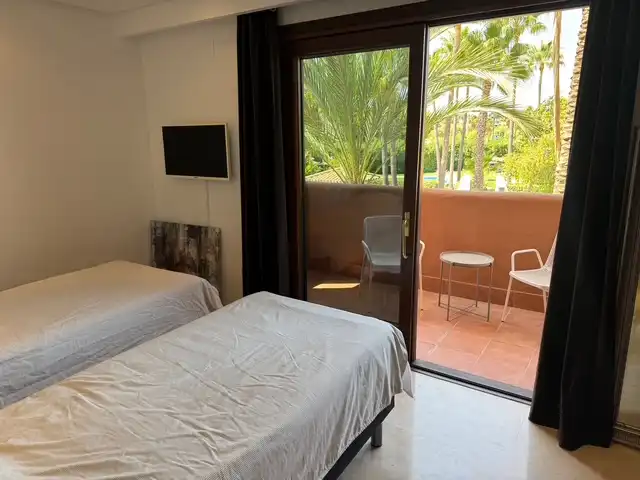 Apartament amb piscina en venda a Estepona Pueblo, imagen 11