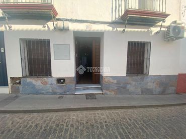 Casa aparellada en venda a Sanlúcar la Mayor