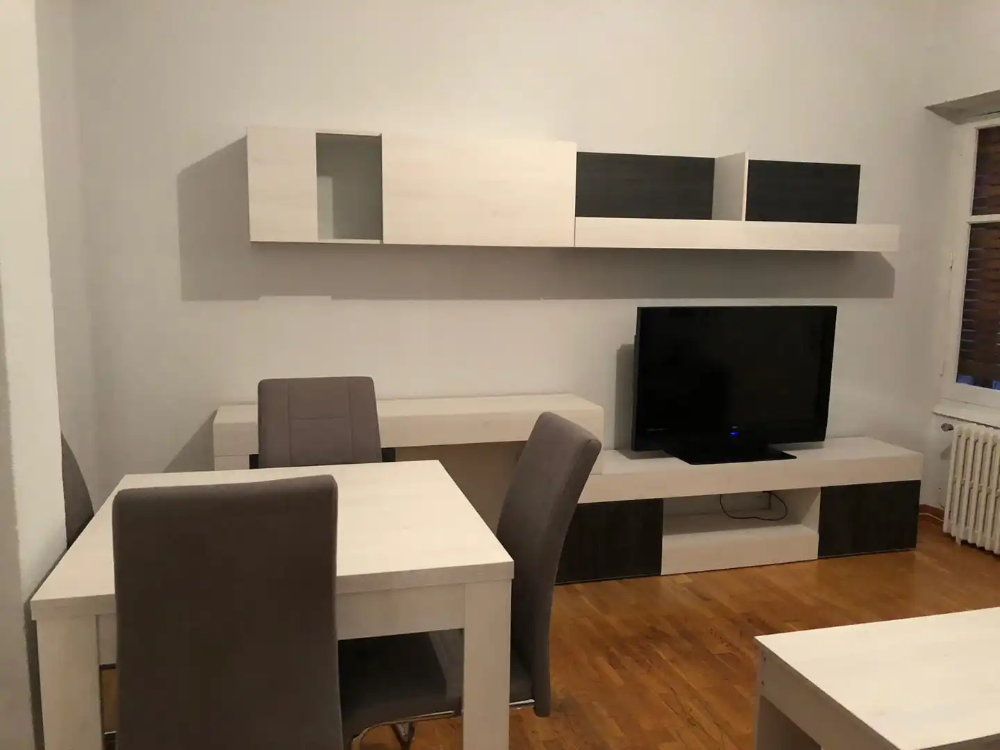 Living room of Flat for rent in Salamanca  with Heating, Parquet flooring and Furnished