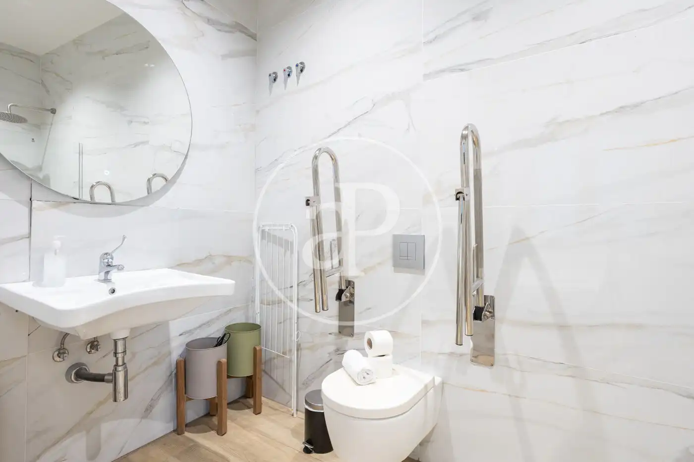 Baño de Piso en venta en Valencia con Aire acondicionado, Calefacción y Amueblado