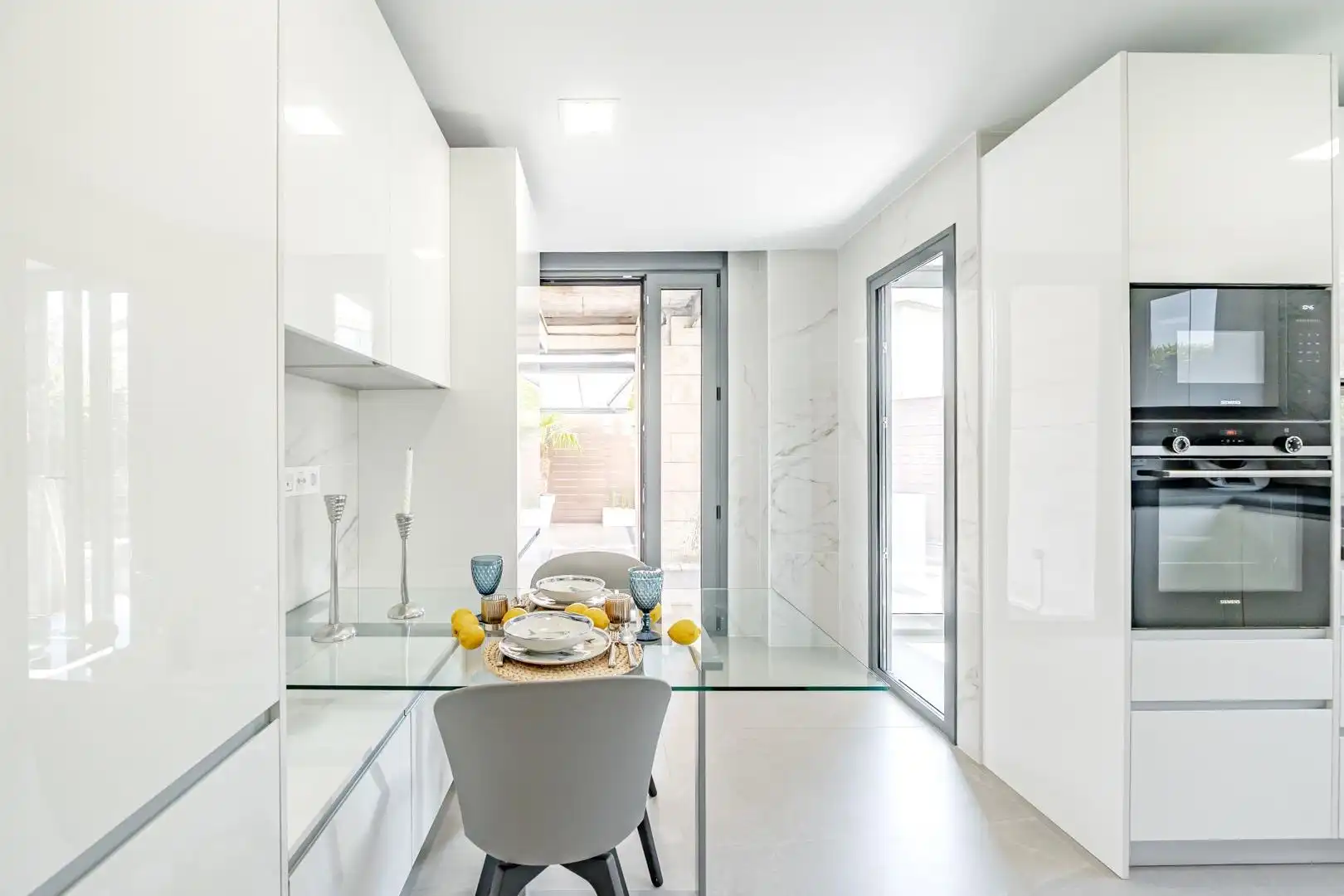 Kitchen of Ground floor for rent in Madrid  with Air Conditioner, Heating and Terrace
