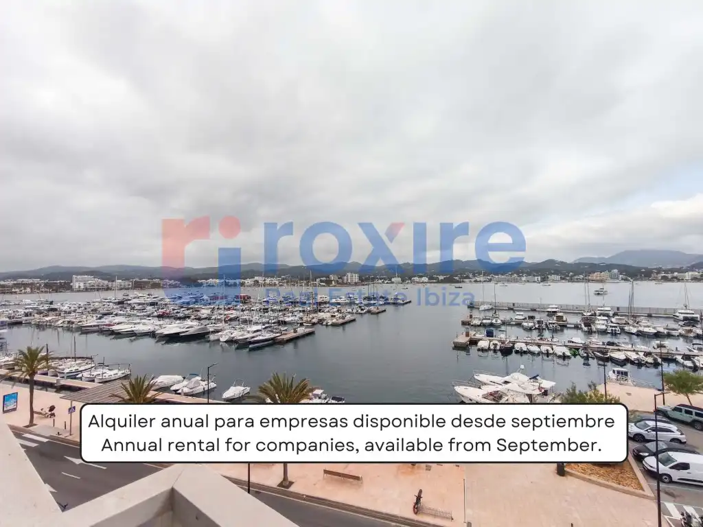 Aparcament de Pis de lloguer en Sant Antoni de Portmany amb Aire condicionat, Terrassa i Moblat