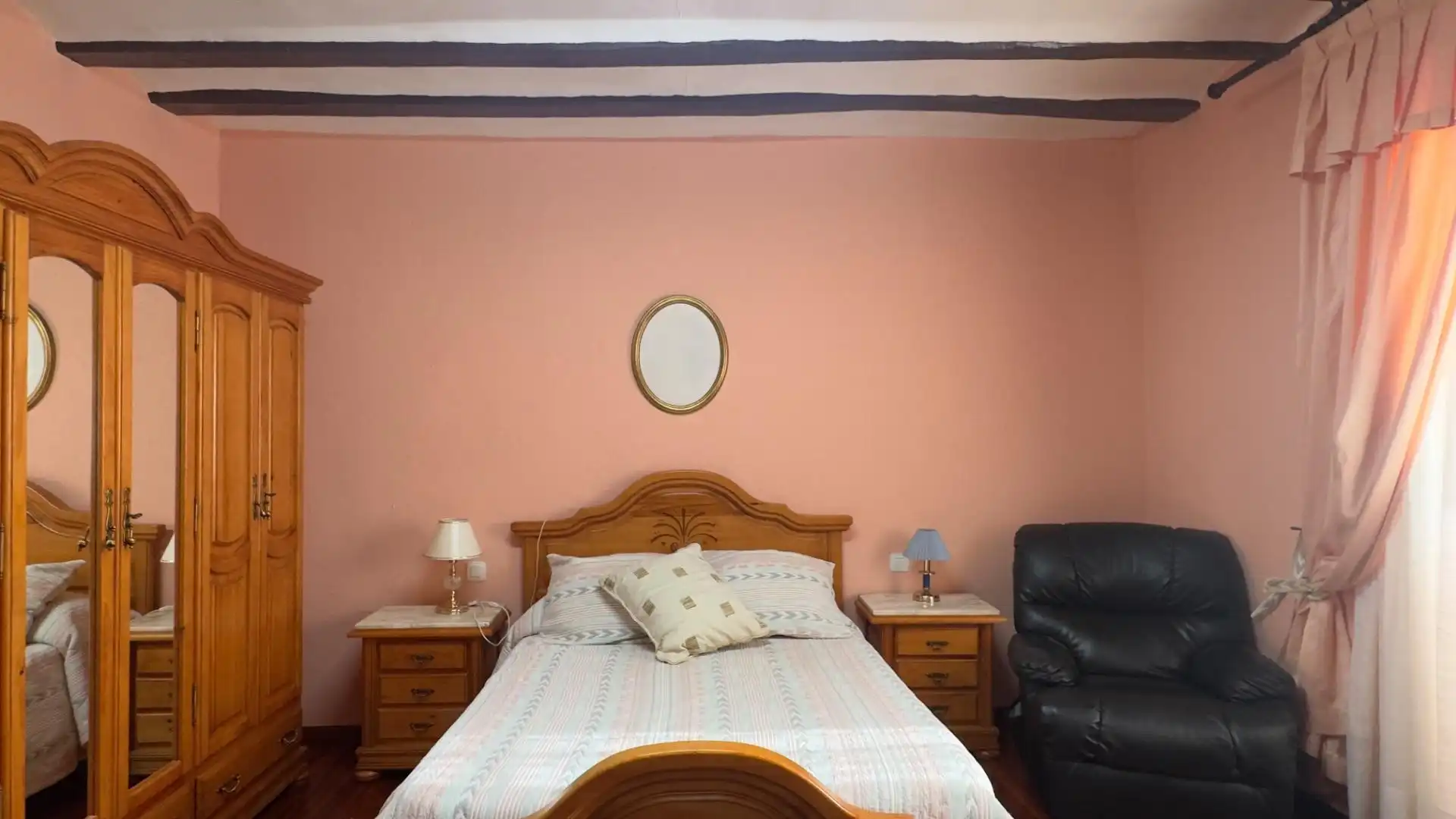 Habitación de Finca rústica en venta en Baños de Rioja con Calefacción, Jardín privado y Terraza