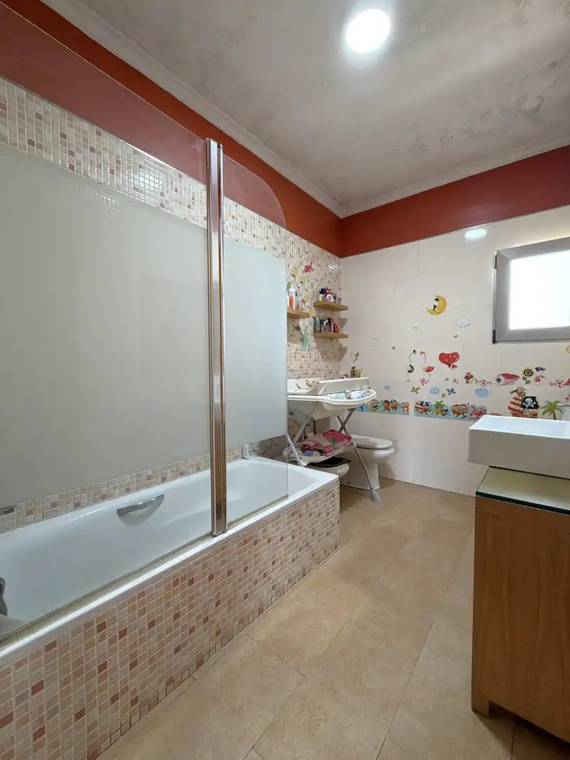 Baño de Casa o chalet en venta en Murcia con Aire acondicionado, Calefacción y Jardín privado