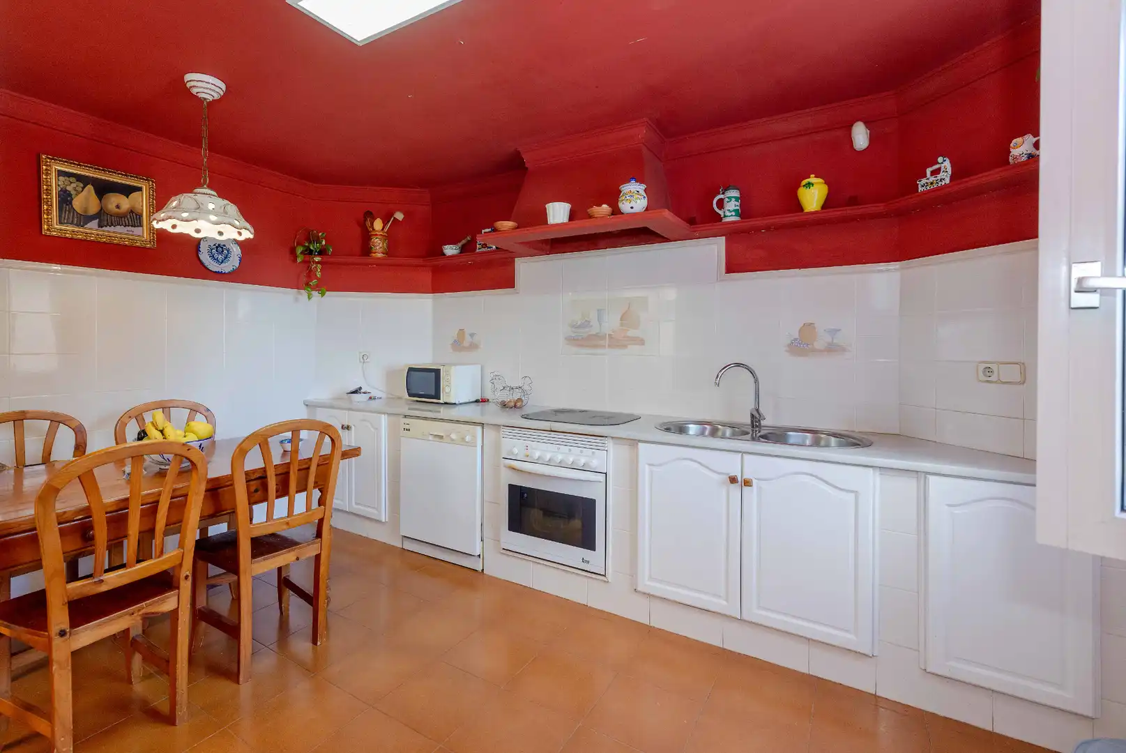 Cocina de Casa o chalet en venta en Málaga con Jardín privado, Terraza y Piscina