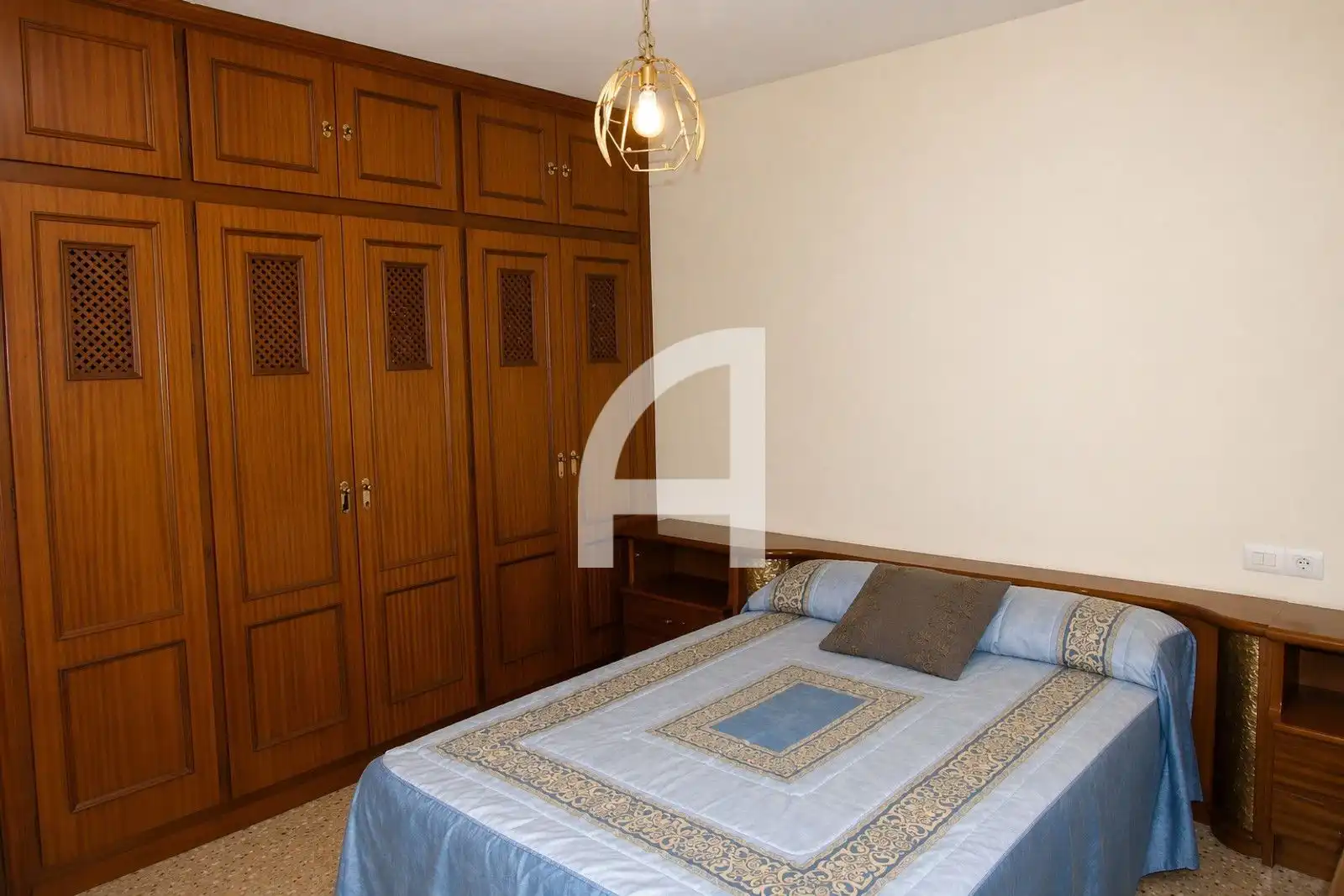 Habitación de Piso en venta en Fuengirola con Aire acondicionado, Calefacción y Terraza