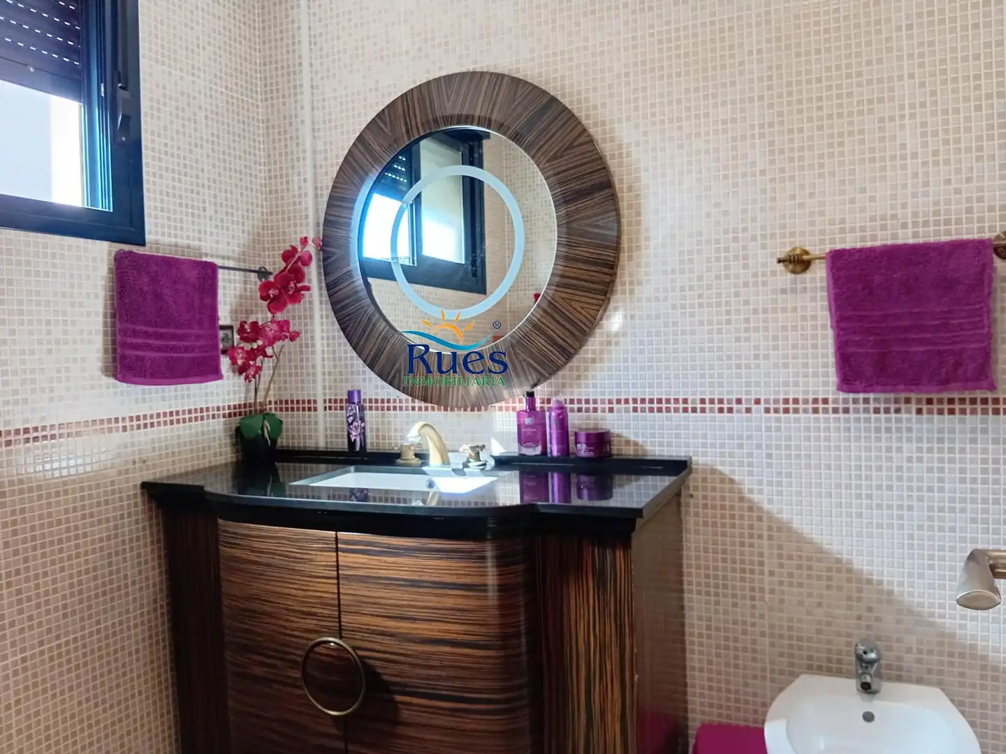 Badezimmer von Einfamilien-Reihenhaus zum Verkauf in Torreblanca mit Terrasse, Balkon und Gemeinschaftspool