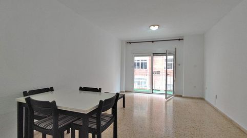 Foto 3 de Piso de alquiler en Calle Loma de Dilar, Crta. De la Sierra, Granada Capital