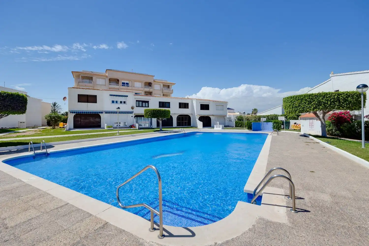 Reihenhaus mit Pool zum Verkauf in Calle Violetas 104, imagen 11