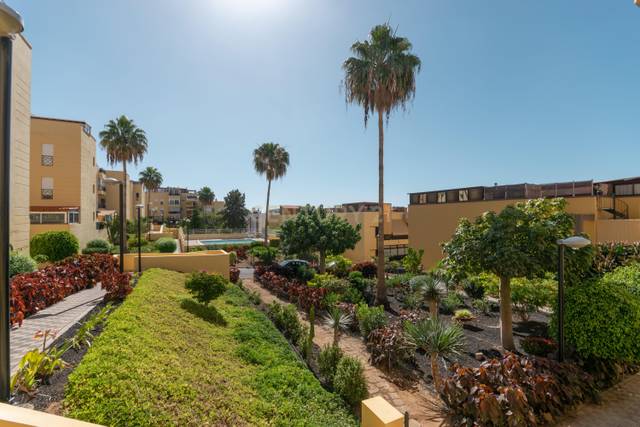 Apartamento en Venta en Algorín, 29 en Cho - Parque de la Reina