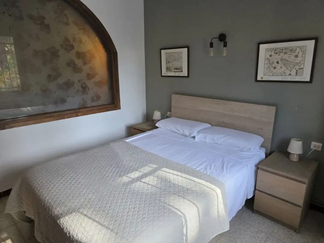 Habitación de Casa adosada de alquiler en Begur con Aire acondicionado, Calefacción y Jardín privado