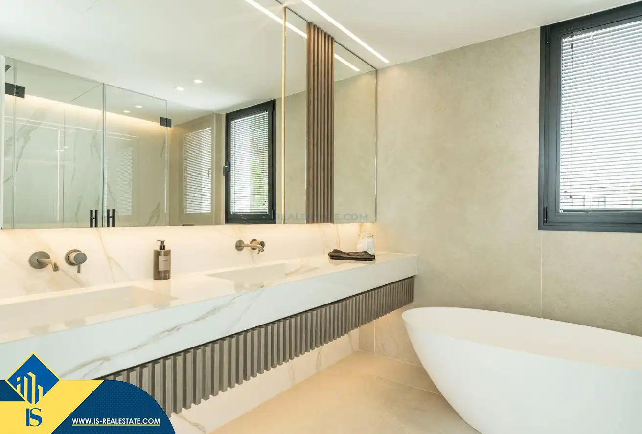 Villa con piscina in vendita a Nueva Andalucía, imagen 30