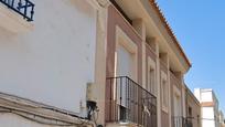 Vista exterior de Casa adosada en venda en El Puig de Santa Maria amb Calefacció, Terrassa i Balcó