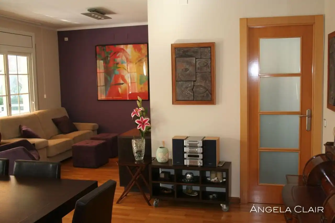 Living room of Flat for rent in Sitges  with Air Conditioner, Heating and Parquet flooring