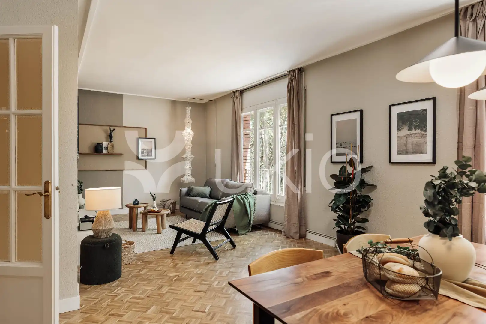 Sala de estar de Apartamento de alquiler en Barcelona con Aire acondicionado, Calefacción y Amueblado