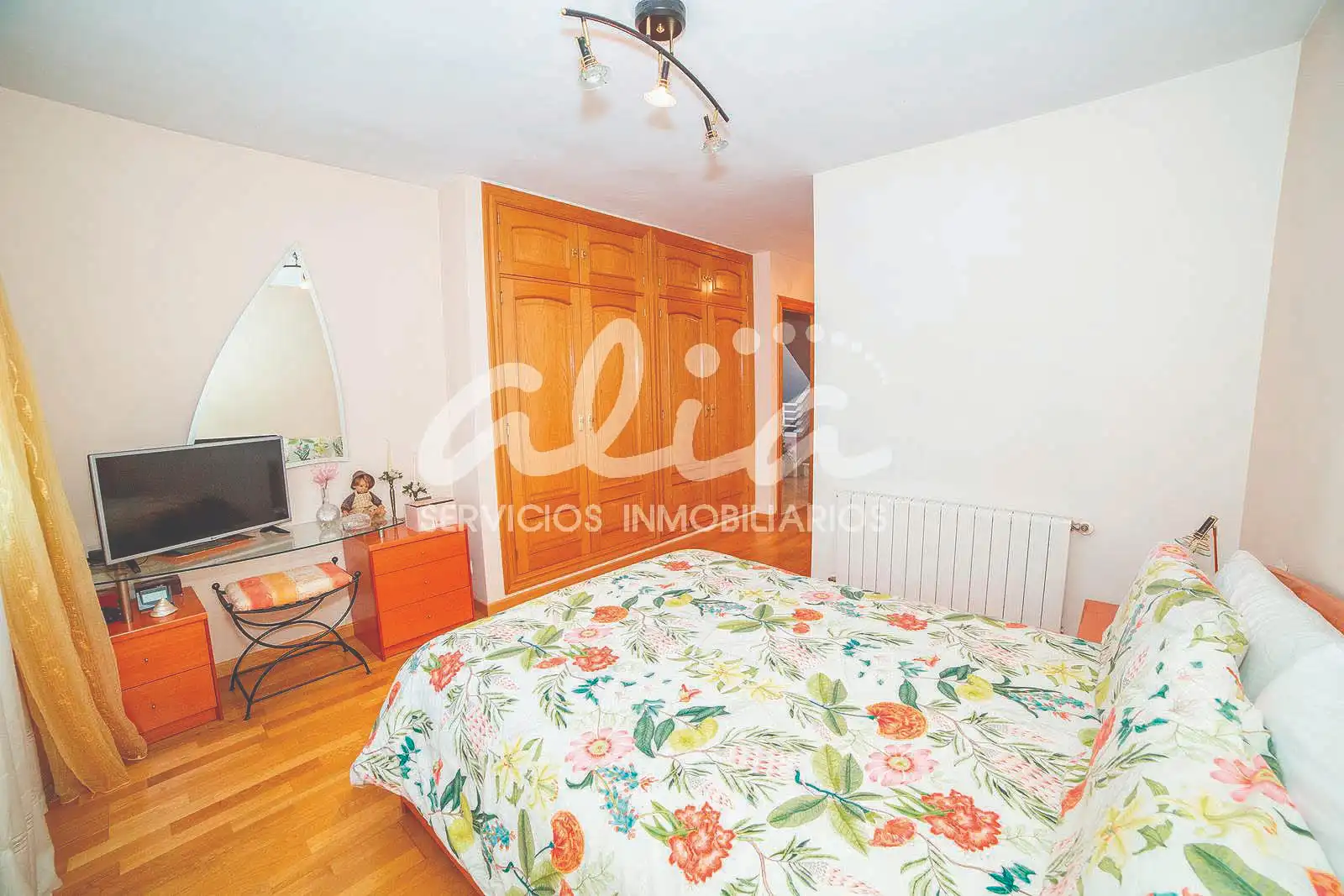 Bedroom of Detached homes for sale in Pinto  with Air Conditioner, Heating and Terrace