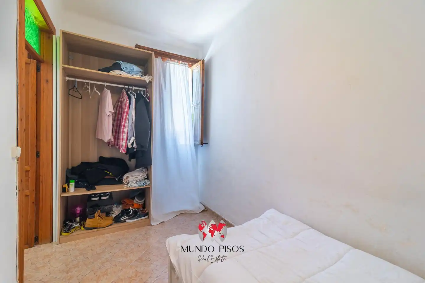 Schlafzimmer von Haus oder Chalet zum Verkauf in Sant Joan mit Parkett, Terrasse und Abstellraum