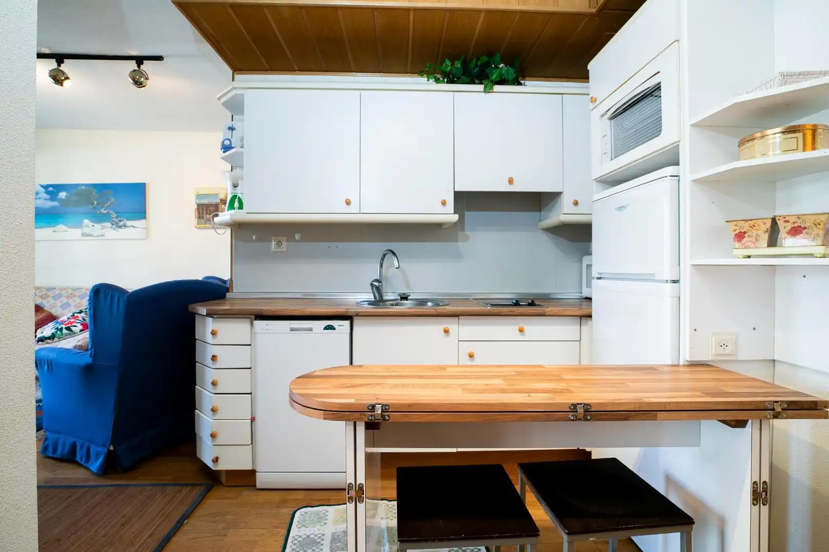 Küche von Wohnung zum Verkauf in Aisa mit Heizung, Terrasse und Abstellraum