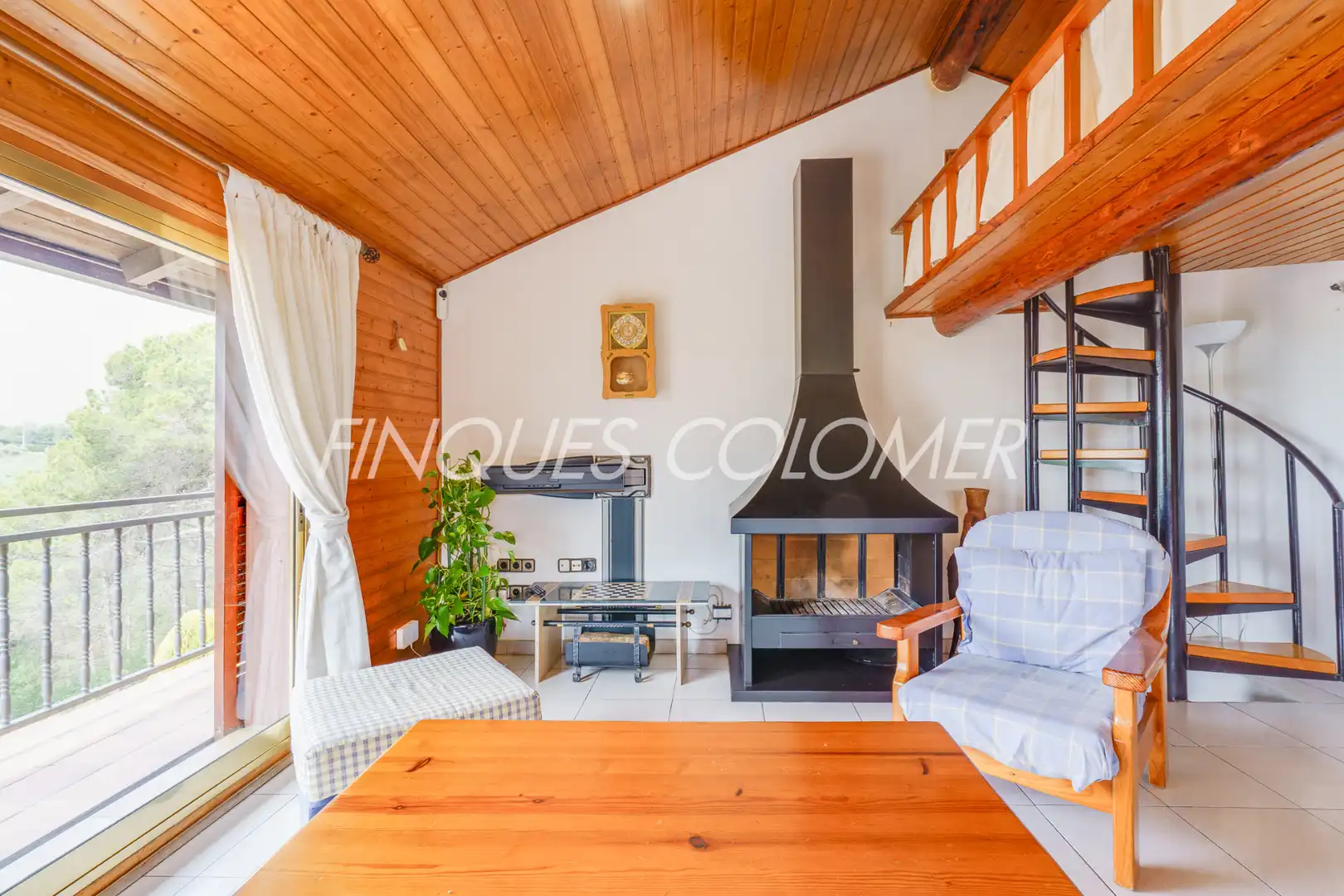 Living room of Houses for sale in Rubí  with Air Conditioner, Private garden and Parquet flooring