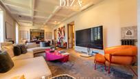 Living room of Flat for sale in  Madrid Capital  with Air Conditioner, Heating and Storage room